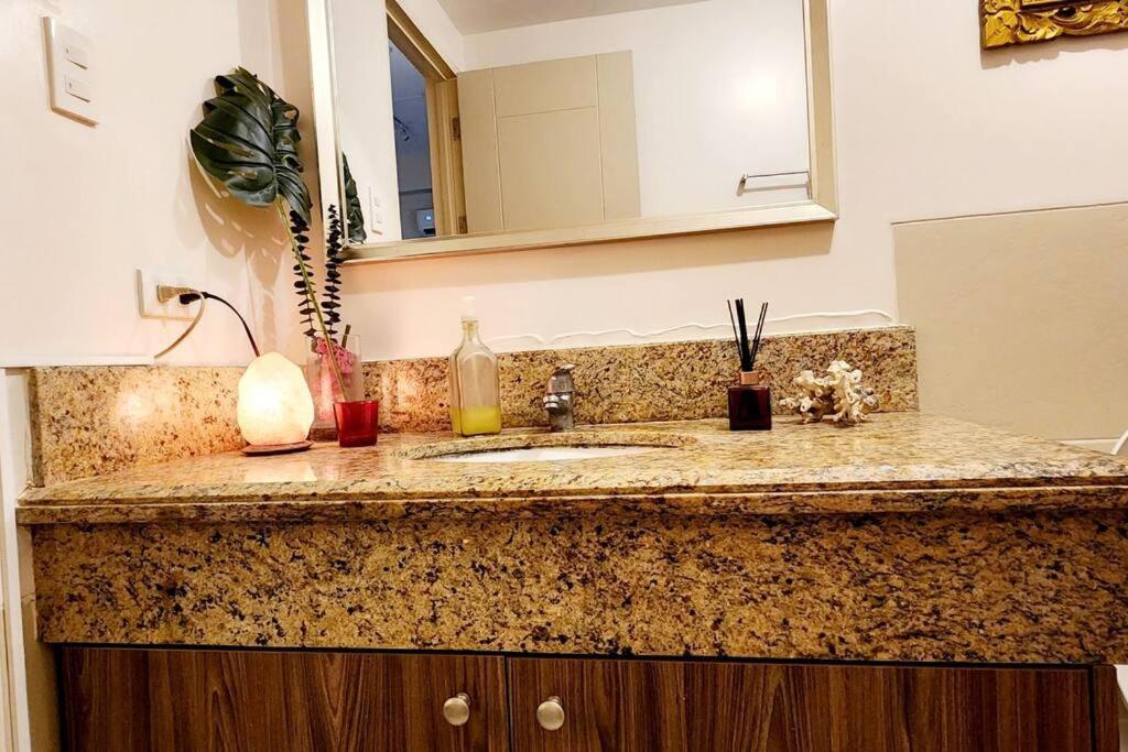 Casa Antonio At Fairway Terraces Family Penthouse 2Br Wi-Fi Nr Golf, Airport, Fort Bgc Manila Eksteriør billede