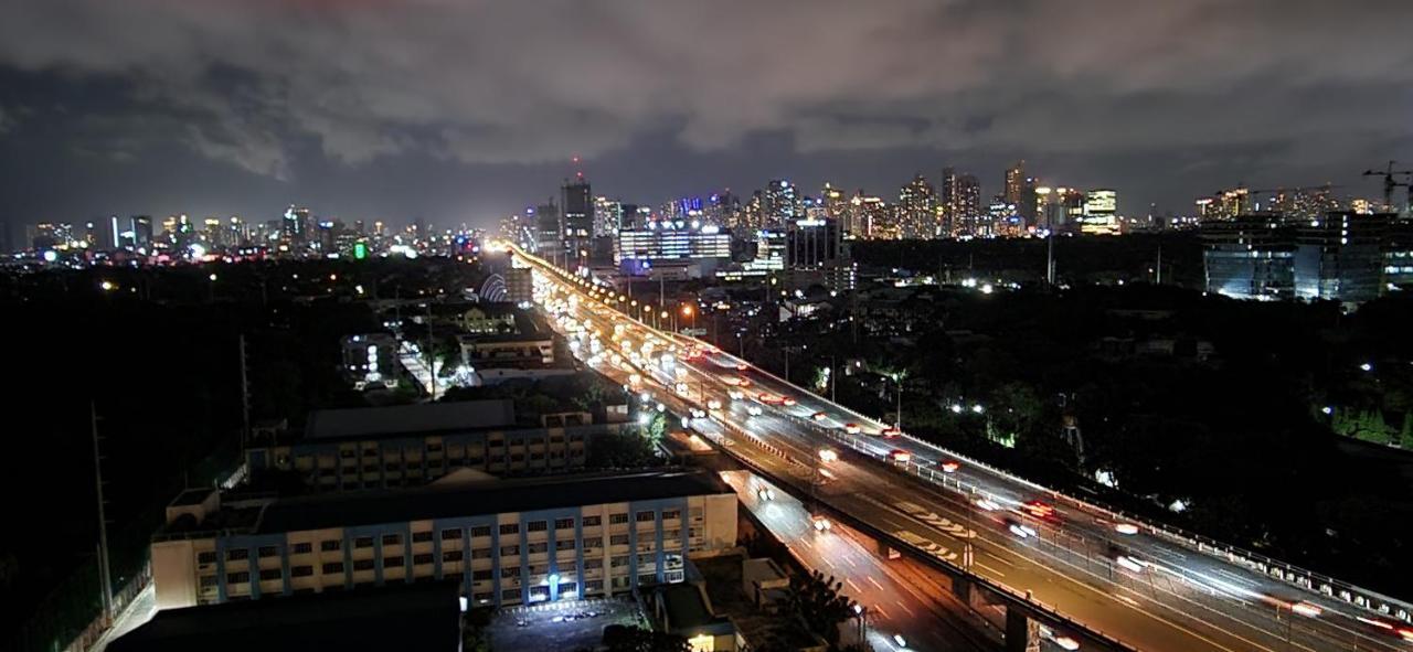 Casa Antonio At Fairway Terraces Family Penthouse 2Br Wi-Fi Nr Golf, Airport, Fort Bgc Manila Eksteriør billede