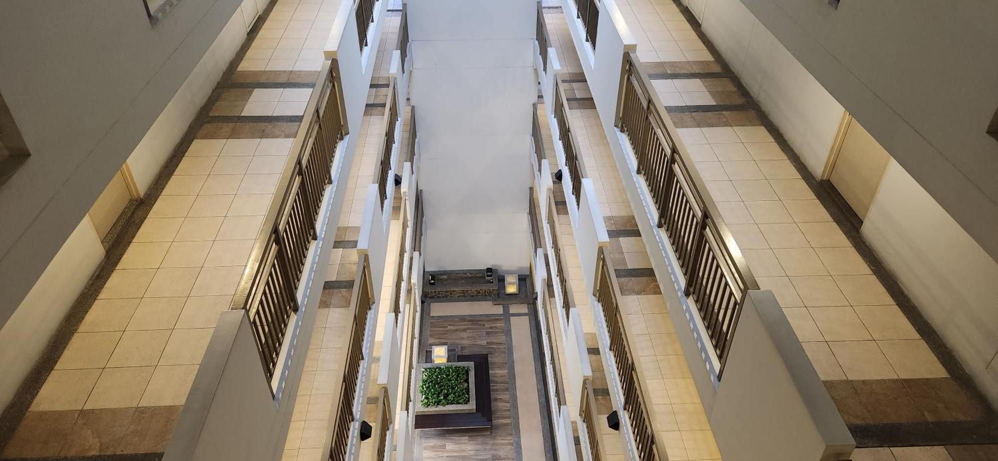 Casa Antonio At Fairway Terraces Family Penthouse 2Br Wi-Fi Nr Golf, Airport, Fort Bgc Manila Eksteriør billede