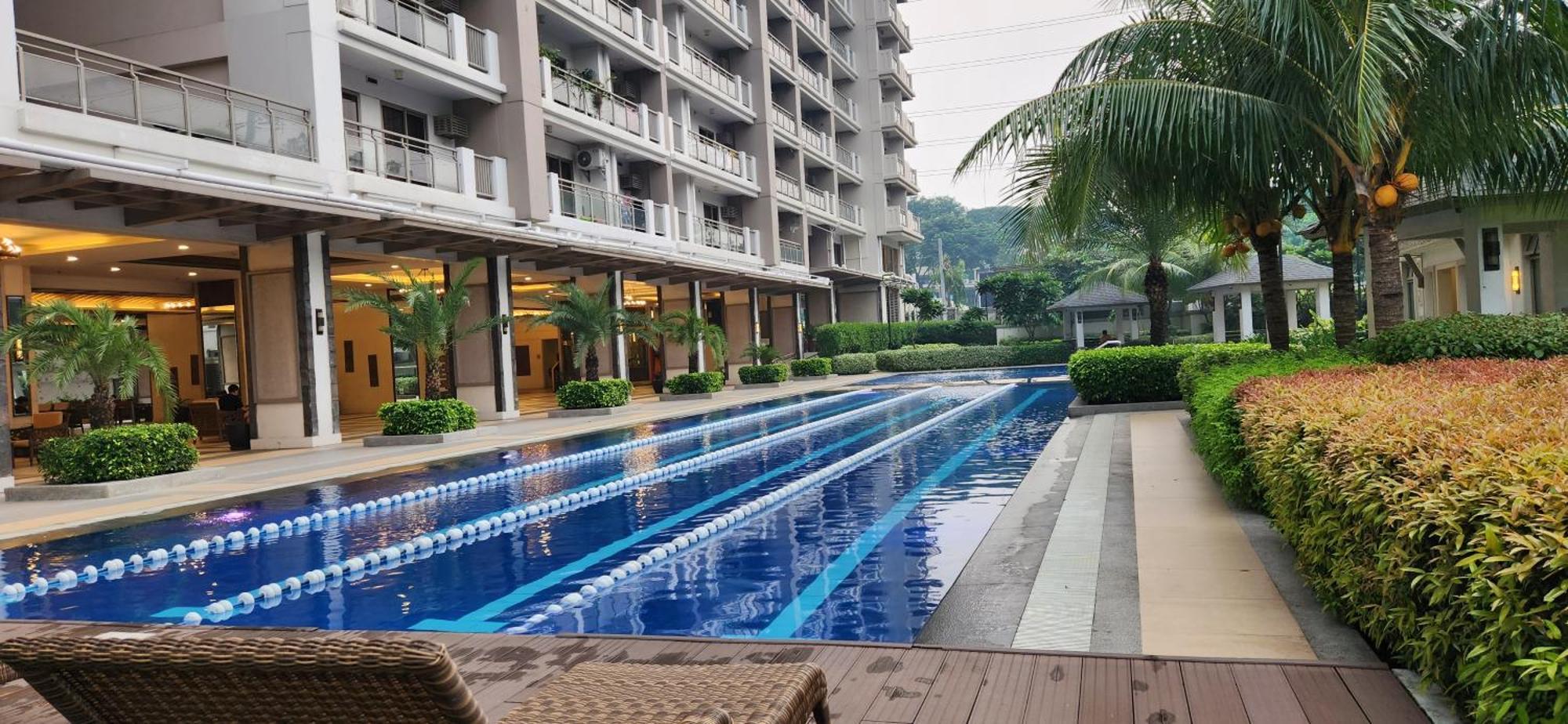 Casa Antonio At Fairway Terraces Family Penthouse 2Br Wi-Fi Nr Golf, Airport, Fort Bgc Manila Eksteriør billede