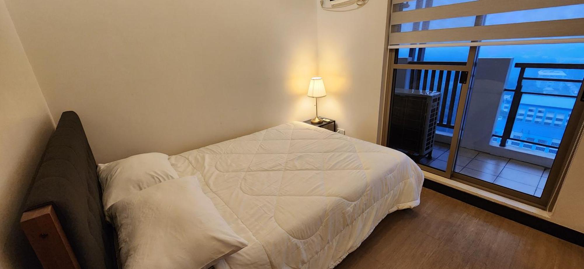 Casa Antonio At Fairway Terraces Family Penthouse 2Br Wi-Fi Nr Golf, Airport, Fort Bgc Manila Eksteriør billede
