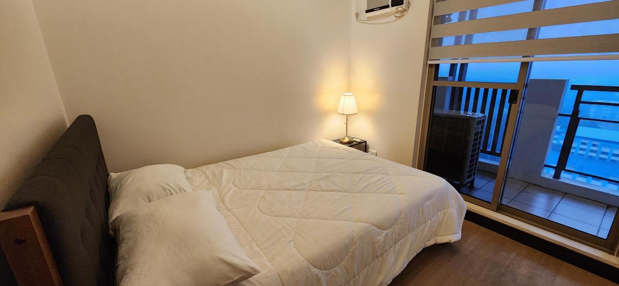 Casa Antonio At Fairway Terraces Family Penthouse 2Br Wi-Fi Nr Golf, Airport, Fort Bgc Manila Eksteriør billede